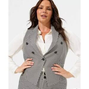 Torrid Black and White Houndstooth Vest